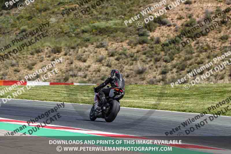 cadwell no limits trackday;cadwell park;cadwell park photographs;cadwell trackday photographs;enduro digital images;event digital images;eventdigitalimages;navarra;no limits trackdays;peter wileman photography;racing digital images;trackday digital images;trackday photos